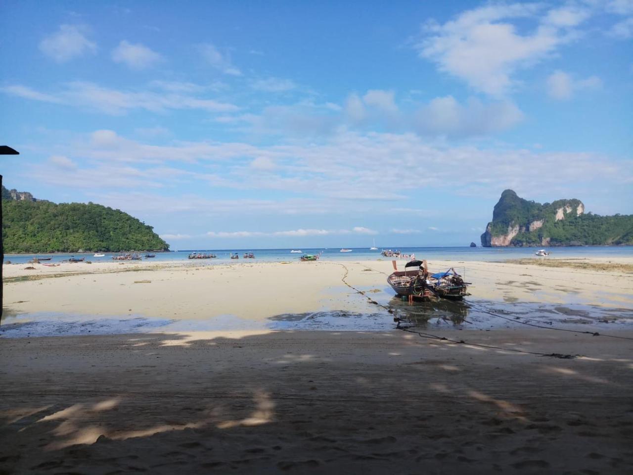 Stones Bar Dorm Rooms Koh Phi Phi Exterior foto